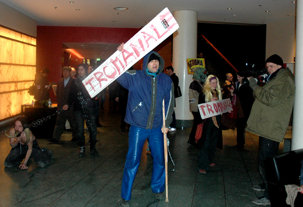 Tromanale parade in the Berlinale Building